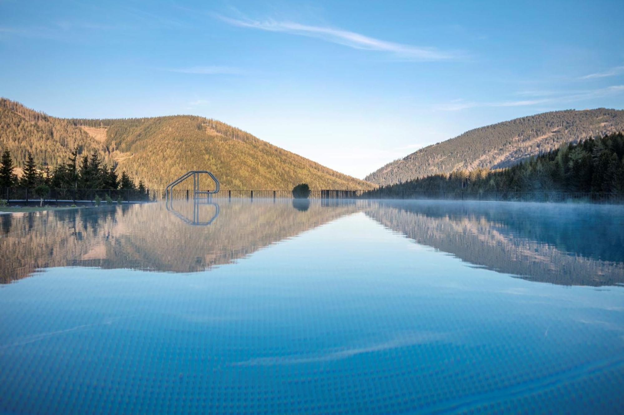 Almwellness Hotel Pierer Fladnitz an der Teichalm Exterior foto