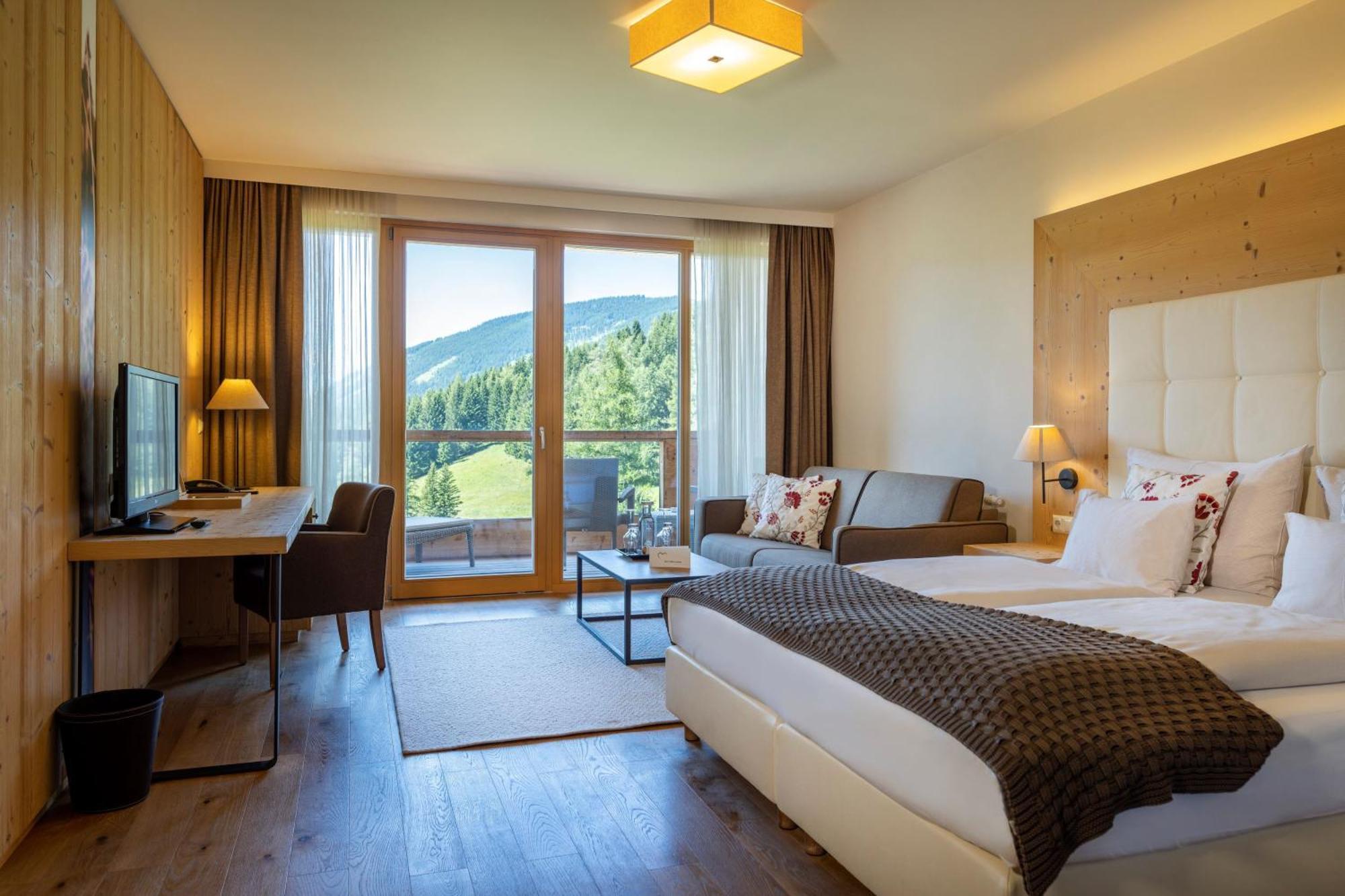 Almwellness Hotel Pierer Fladnitz an der Teichalm Exterior foto