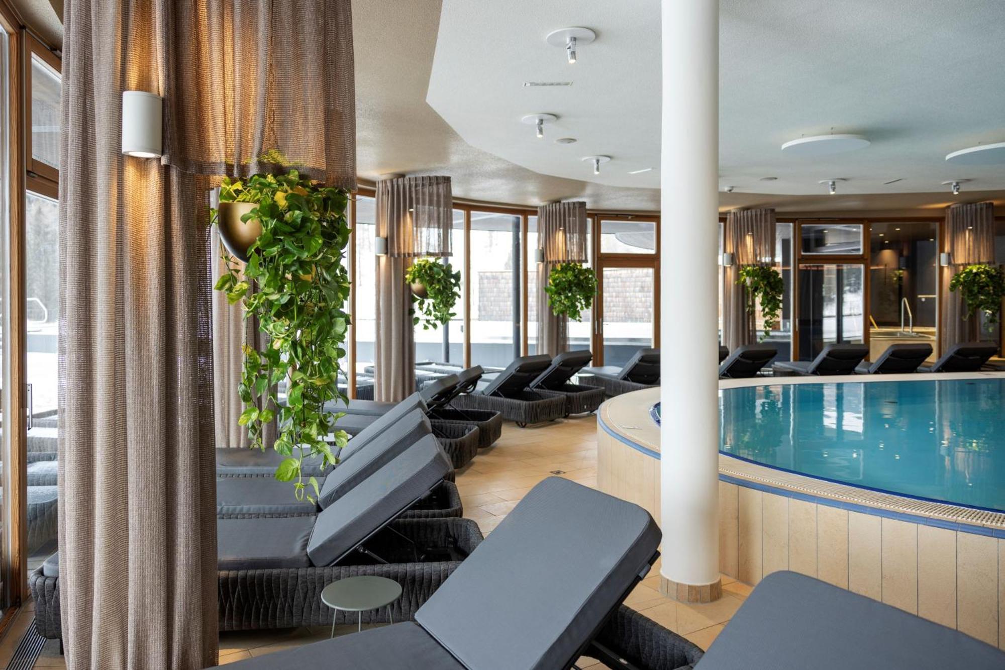 Almwellness Hotel Pierer Fladnitz an der Teichalm Exterior foto